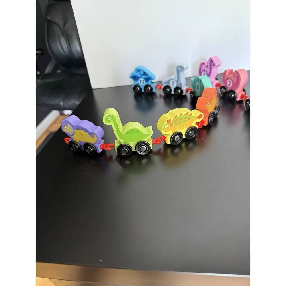 Wooden Dinosaur Number Train 0-10 Complete 11 Pc Hook Together Learning Toy